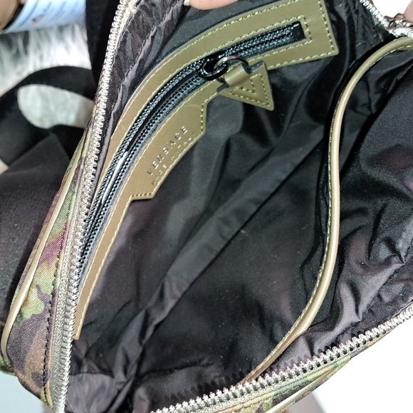 Versace NWTs Khaki Multicolor La Medusa Baroccoflage-Print Belt Bag - Picture 11 of 15